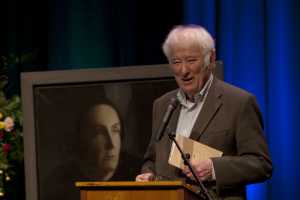 Seamus Heaney Kate O'Brien Weekend Picture Credit Brian Gavin Press 22