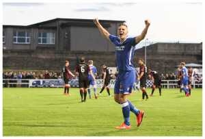 17 August 2015: Ian Turner, Limerick FC celebrates Limerick's third goal, scored by Robbie Williams. SSE Airtricity League, Premier Division, Limerick FC V Longford Town. Markets Field, Limerick. Photo Credit: Conor Wyse.