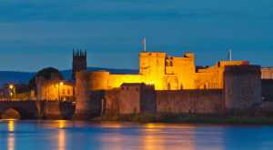 Good weather is promised; consider outdoor venues such as King John's Castle and the four industry divisions to Limerick's Milk Market. After 5pm.