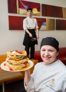 Chefs Tetyana Bysocan and Alan Chung make us luscious morning and lunch pancake treats for โฌ5