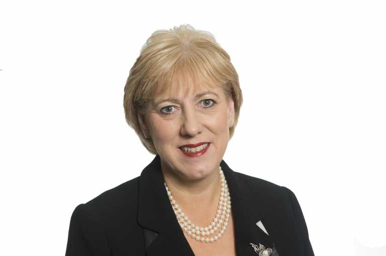 Ministers Humphreys, Naughton and Browne praise the commitment and professionalism of frontline services on National Services Day 2021