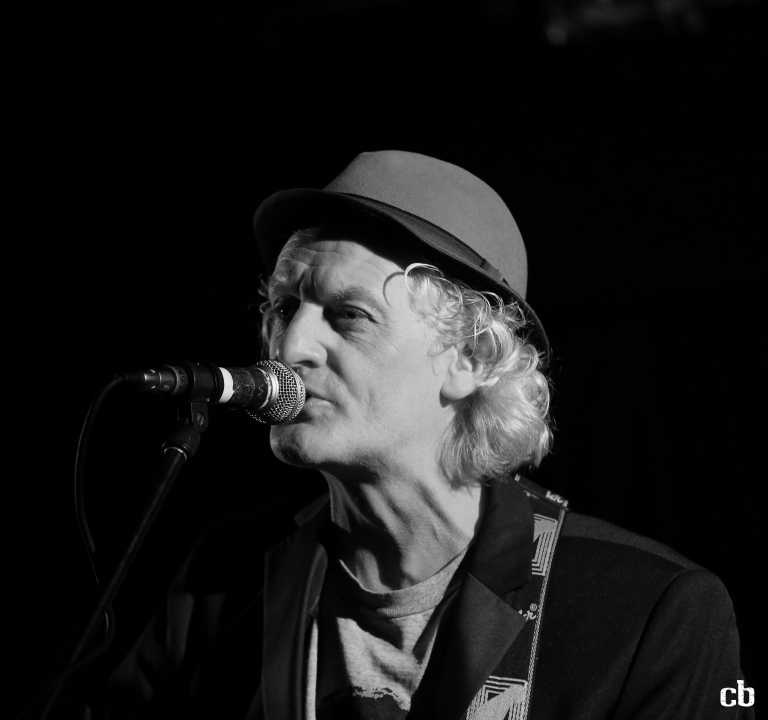 The Flag Listeners play Record Room