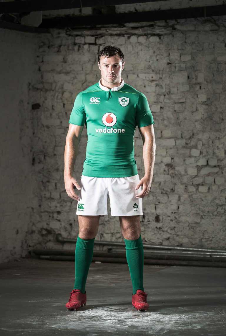 Rugby – Ireland unveil new Canterbury jersey