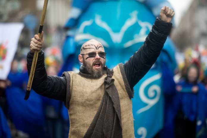 Martin Shannon, Lumen Street theatre at the annual St Patrick’s Day parade in Limerick. Picture Sean Curtin True Media. nicholas street