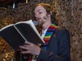 Limerick Pride 2017 started in perfect meter with an evening of ‘sharing words’ with Limerick’s home for poets, Stanzas. Limerick Post news.