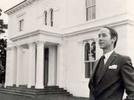 UL founder, Dr Ed Walsh outside Plassey House in the early years of the university's development. limerick post news ul founder