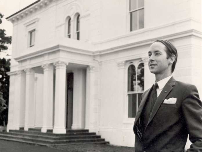 UL founder, Dr Ed Walsh outside Plassey House in the early years of the university's development. limerick post news ul founder