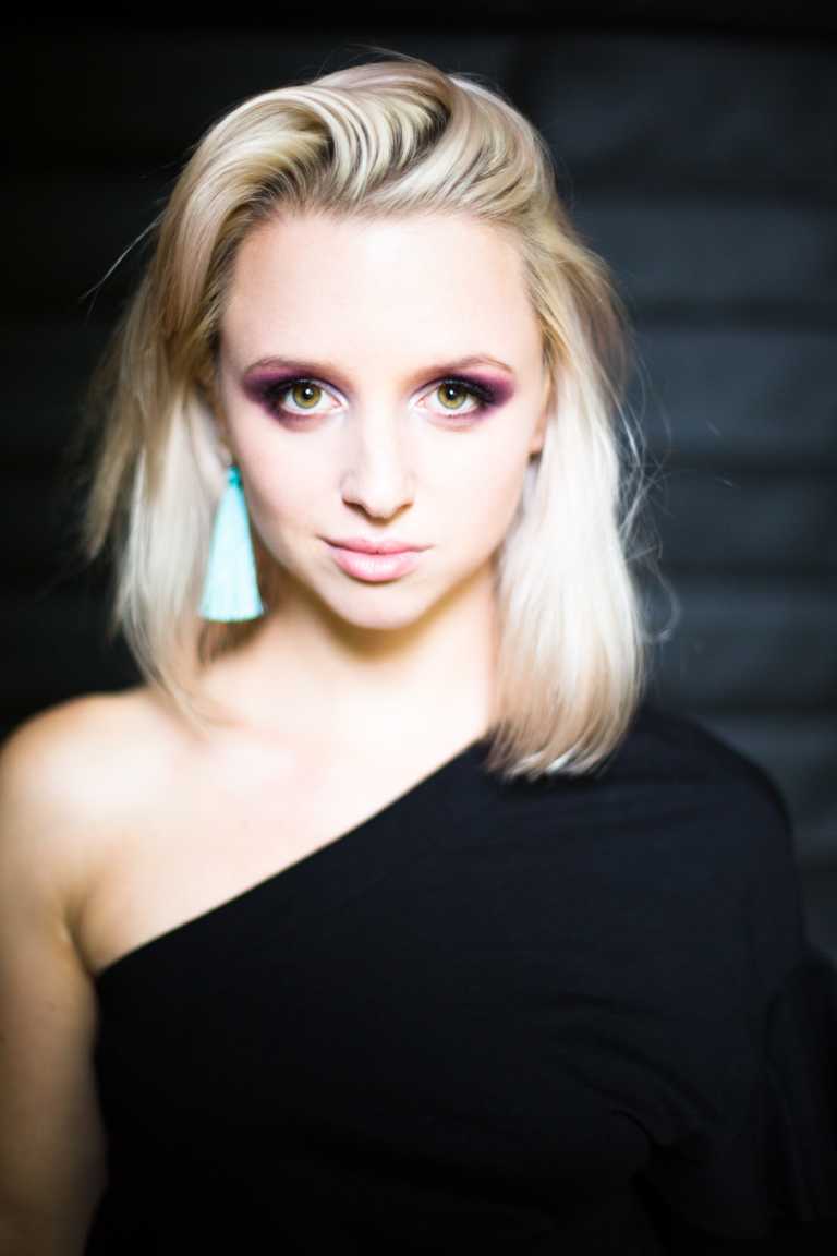 Dora Gola debut at Dolan’s