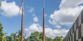 UL flagpoles