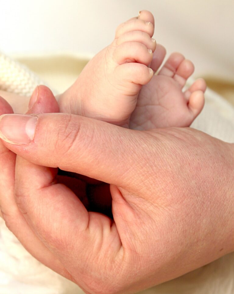 UMHL conference explores benefits of art therapy for expectant mothers
