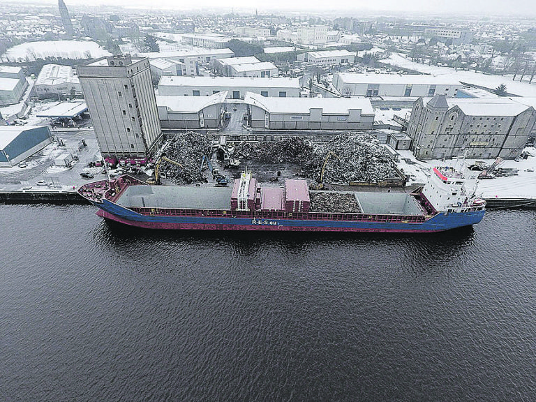 Time and tide wait for no man nor blizzard at Limerick Dock