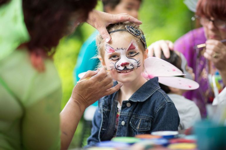 Egg-cellent fun at Bunratty Castle and King Johns castle this Easter!