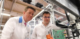 Kostal, the Limerick based manufacturer of automotive electronic systems, has announced a major €800,000 R&D programme with Lero, the Irish Software SFI Research Centre to develop a smart assembly line of the future. Lero partner IT Tralee will lead the two-year programme working with the University of Limerick. Funding for the research is being backed by Science Foundation Ireland. Photo By : Domnick Walsh © Eye Focus LTD © Tralee Co Kerry Ireland Phone Mobile 087 / 2672033 L/Line 066 71 22 981 E/mail - info@dwalshphoto.ie www.dwalshphoto.com