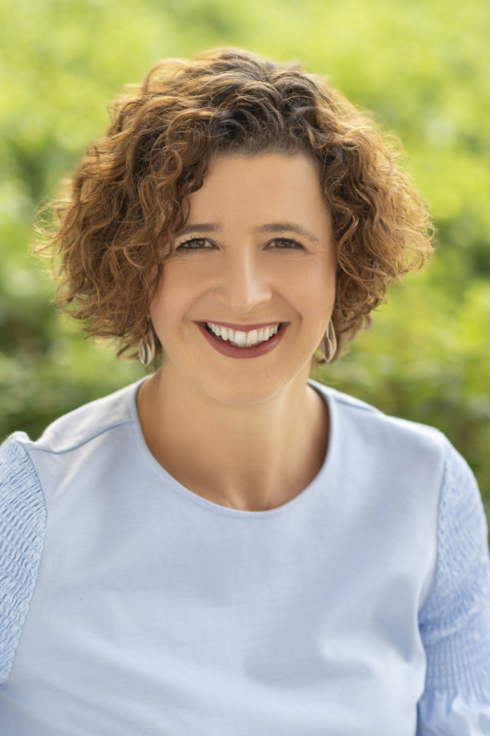 Muriel_Kelly_HS_Crop