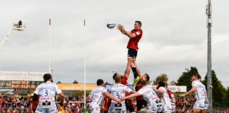 eter O'Mahony of Munster wins possession in a lineout during the Heineken Champions Cup Pool 2 Round 2 match between Munster and Gloucester at Thomond Park in Limerick. Photo by Diarmuid Greene/Sportsfile