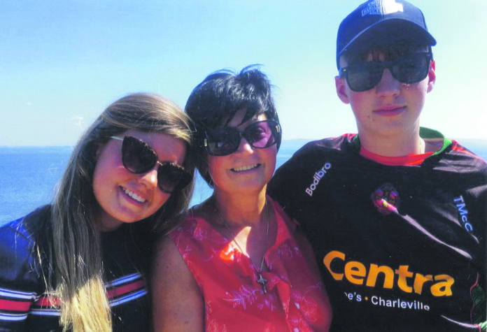 Miriam Kennedy with her children Caoimhe and Tiarnan.