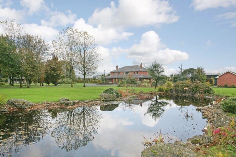 Virtual tour of The Paddocks’ lush acres
