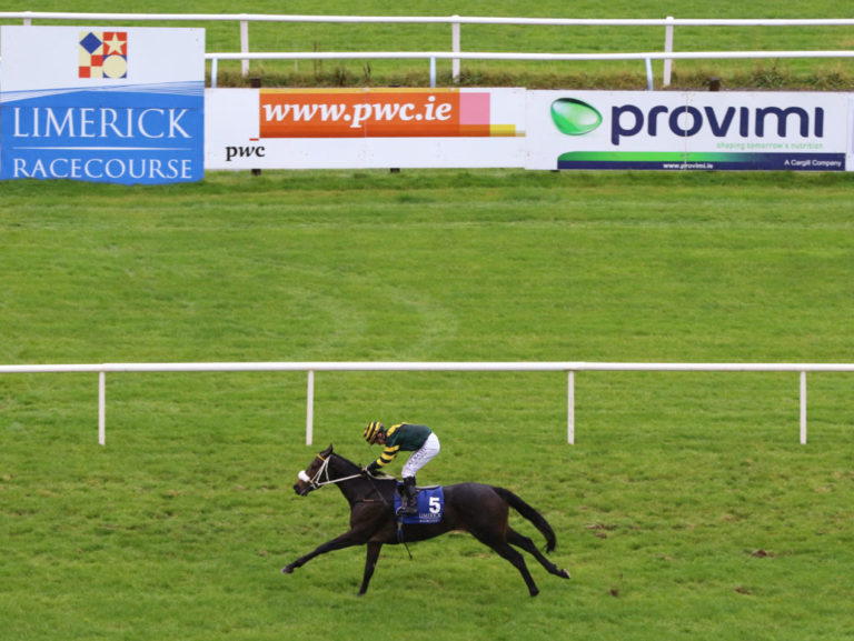 Weekly Racing News with new sponsor for Grade1 Novice Chase this Christmas