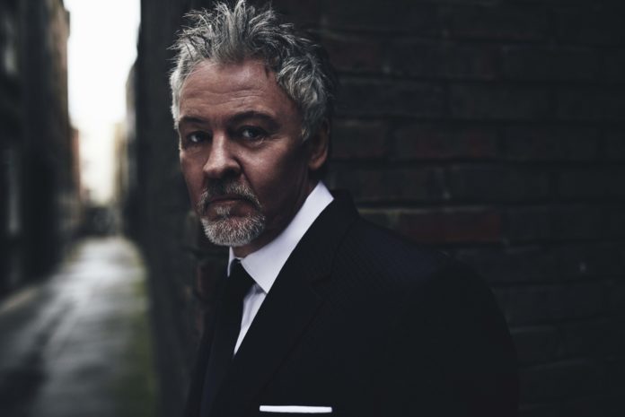 Paul Young Image 1