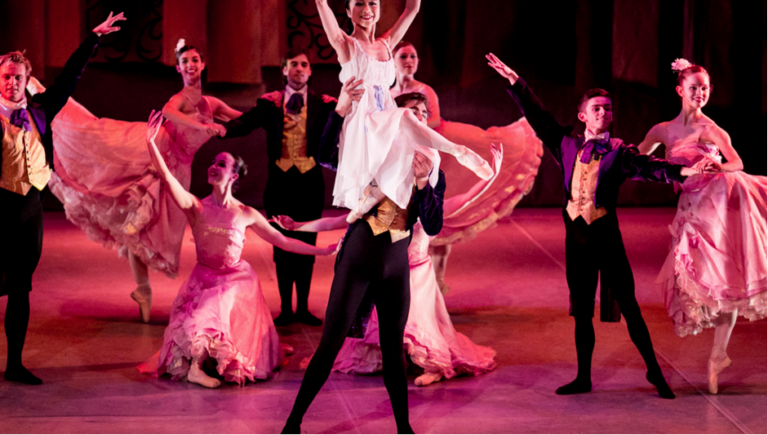 The Christmas tree and the Nutcracker