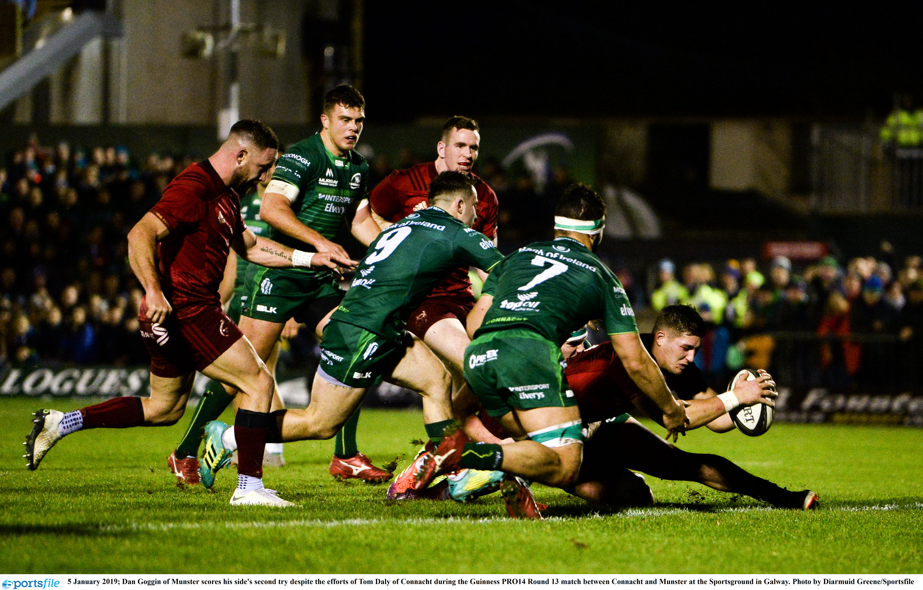 WATCH Munster move top of Conf A with bonus point win over Connacht