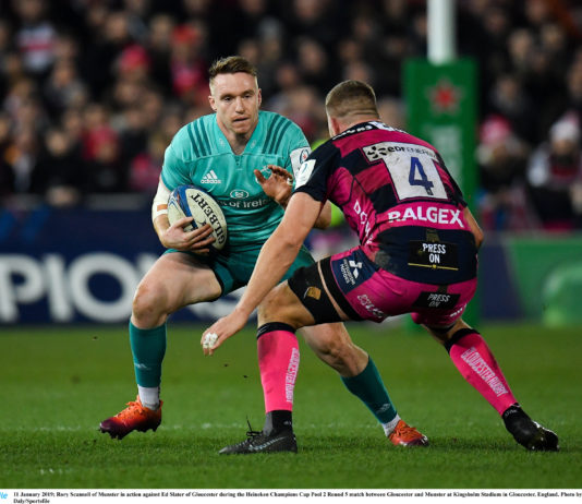 Rory Scannell of Munster in action against Ed Slater of Gloucester during the Heineken Champions Cup Pool 2 Round 5 match between Gloucester and Munster at Kingsholm Stadium in Gloucester, England. Photo by Seb Daly/Sportsfile