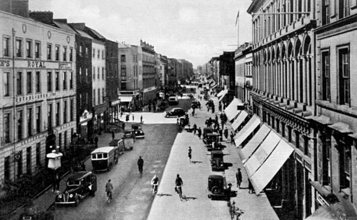 Awnings were very much part of the streetscape on O’Connell Street in Limerick City during the early Twentieth Century.