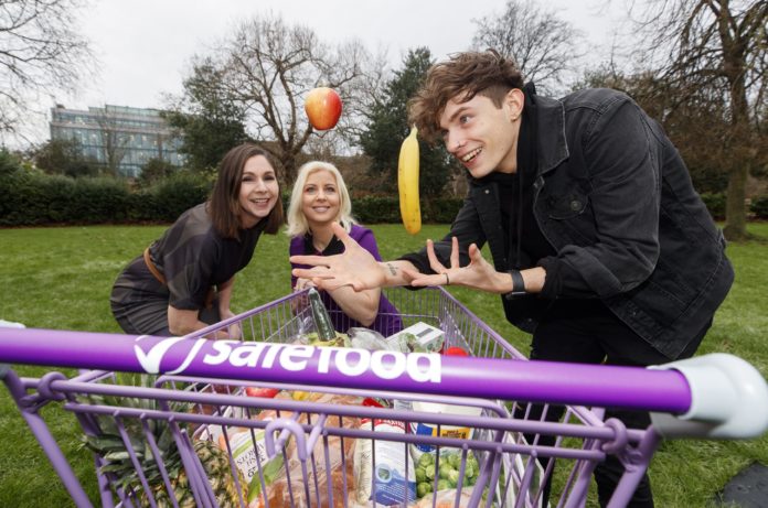 Dr. Aileen McGloin, Interim Director of Marketing and Communications at safefood with Aoife Hearne, Dietician on Operation Transformation and Joel Mawhinney, Magician and Mentalist. Picture Andres Poveda