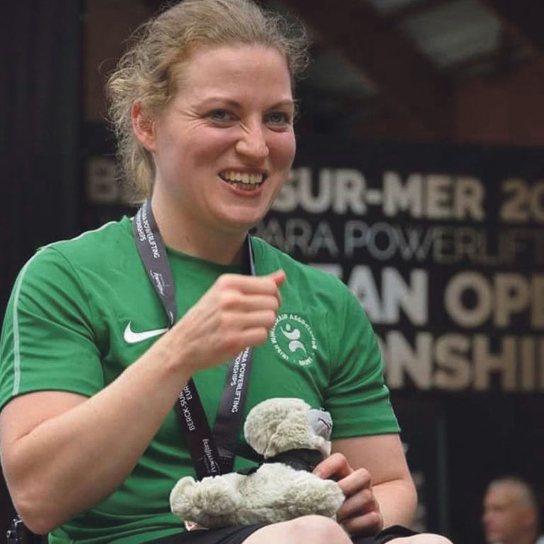Limerick para powerlifter Nicola Dore  