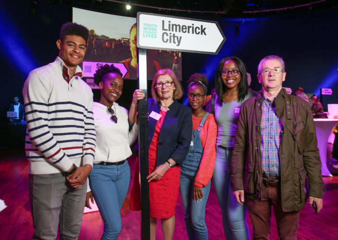 Tyrone Guillen, Cindy Courtney, Mary Aroo, Chidina Ani and Shay Maloney from Limerick Youth Service meeting Jan O'Sullivan TD at the National Youth Council of Ireland Showcase Youth Work Changes Lives in the Mansion House, Dublin recently (19.06.19). The national youth work showcase brought together over 300 young people representing every constituency in Ireland to celebrate the value, diversity and vitality of youth work in Ireland. A key message emerging from the day was that hundreds of thousands of young people and their communities take part in and benefit from youth work, and that we need to sustain and increase funding for youth work to meet the needs of our growing youth population.