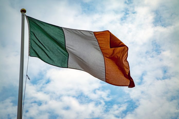 ireland-flag-15291656204uq