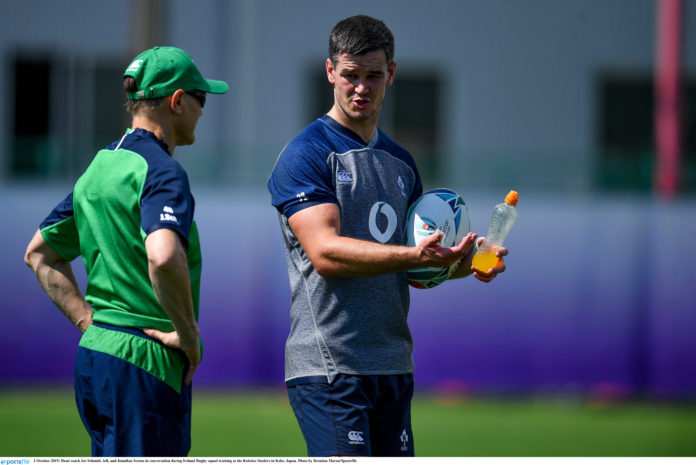 Head coach Joe Schmidt, left, and Jonathan Sexton in conversation during Ireland Rugby squad training at the Kobelco Steelers in Kobe, Japan. Photo by Brendan Moran/Sportsfile