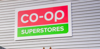 Pictured ahead of the Co-Op Superstores Raceday at Cork Racecourse Mallow on Sunday 20th October are John O’ Carroll, Head of Retail at Dairygold, Andrew Hogan, Cork Racecourse Manager, Pat Daly, Manager Co-Op Superstores Mallow & Racehorse Drawn N Drank