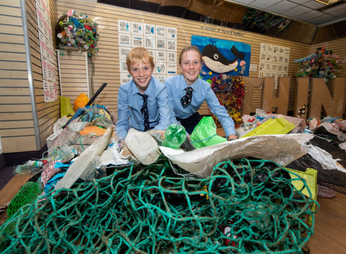 15.10.2019. REPRO FREE October is Ireland’s National Reuse Month and to mark it a new exhibition called Let’s Think About Consumption has been opened in the Parkway Shopping Centre in Limerick. Pictured at the Launch were, Liam Fitzgerald and Dasiy O’Brien, Patrickswell. Photo by Alan Place.