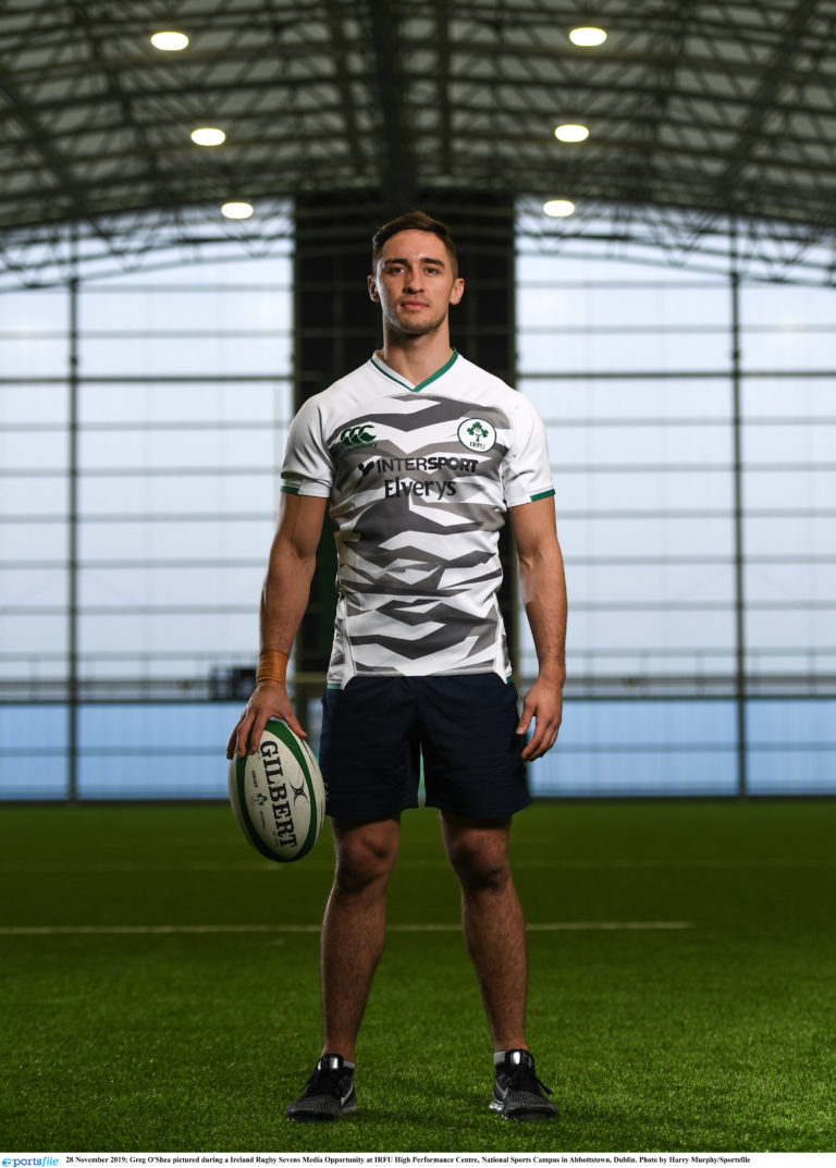 Rugby Players Ireland “It’s In Our Hands, Don’t Pass It On”