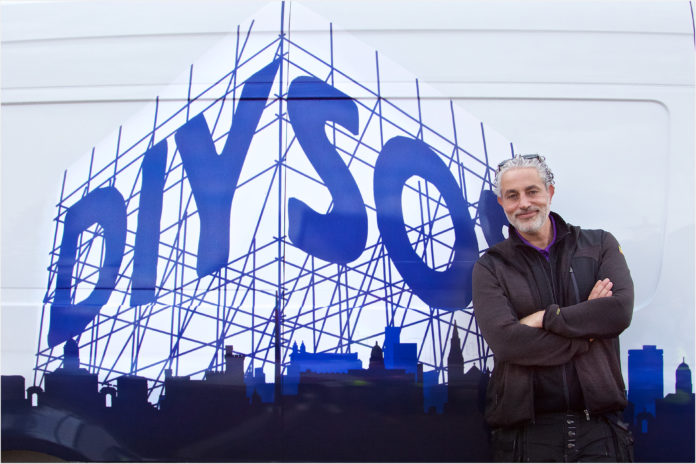 BAZ SINGLE & DIYSOS VAN