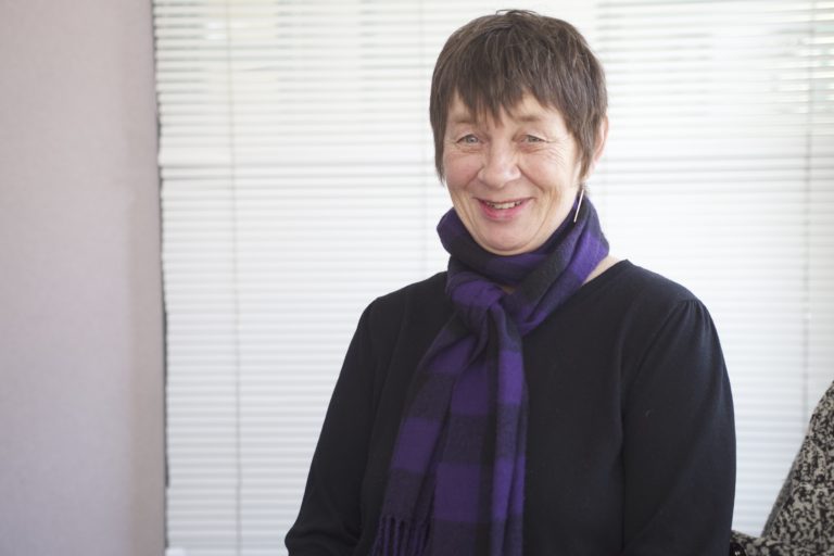 Left in a solitary room with nothing but an orange