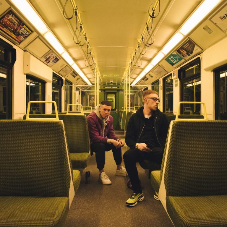 Mango X Mathman play Seoda Shows