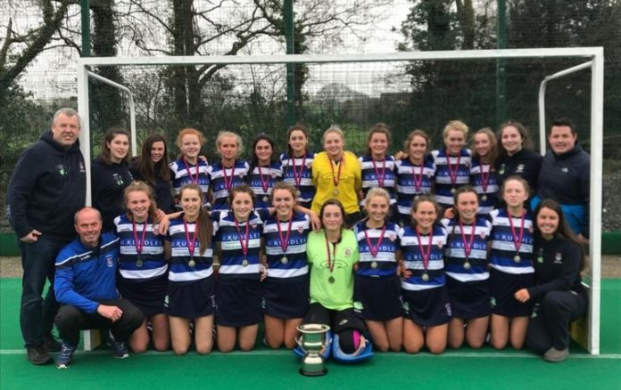 Crescent-Comp-College-Hockey-Winners-e1551361864546-1024x645.jpeg