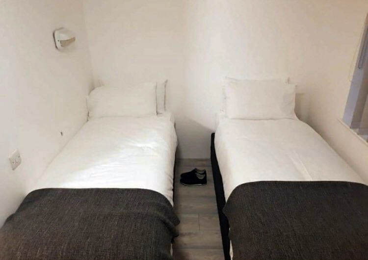 UL backs off from one-term lease rule