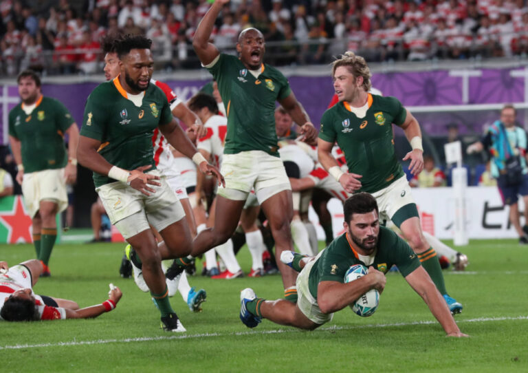 De Allende and Kilcoyne return to training as Munster prepare for return