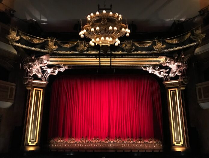 red curtain stage