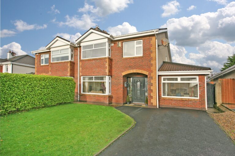 Convenient family home at 93 Abbey Court