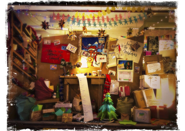 City shoppers invited to walk in a window wonderland at Christmas