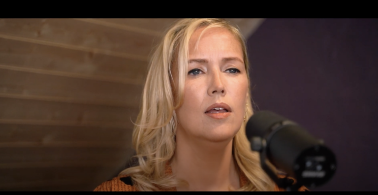 #NewMusic:  Jenni – ‘Revolution’  #MusicLimerick