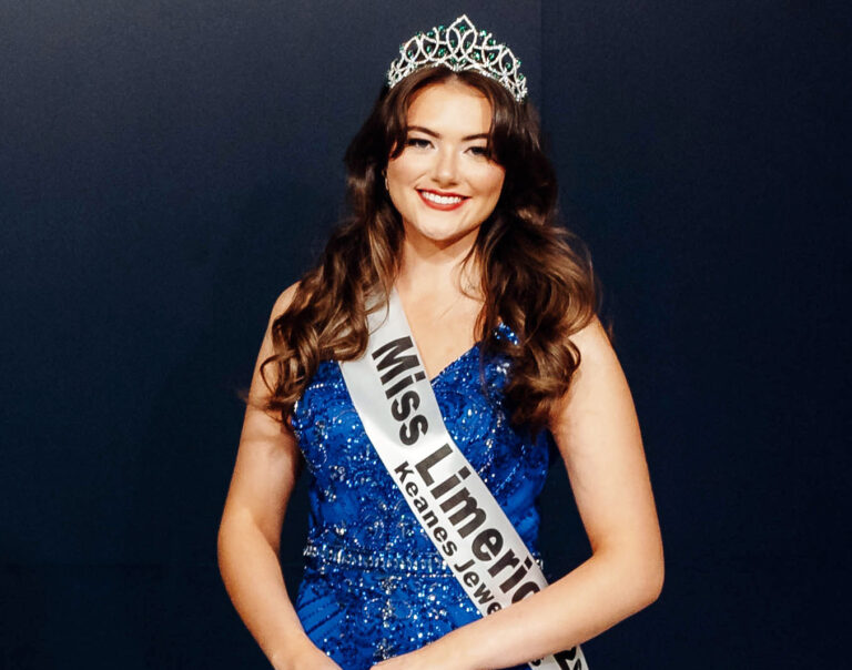 Miss Limerick to hand back title over ‘no mothers’ rule