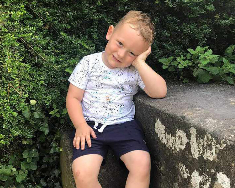 #BREAKING – Two charged over death of 4-year-old Limerick boy