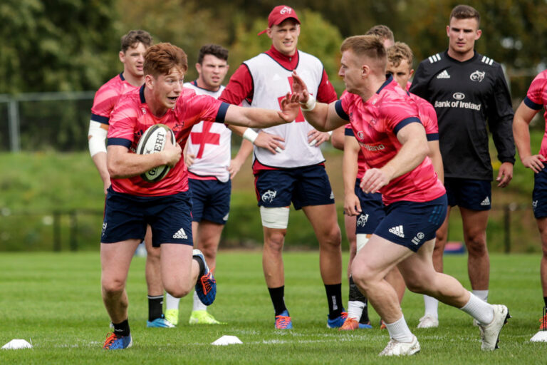 Ben Healy among Munster stars rewarded with new contracts