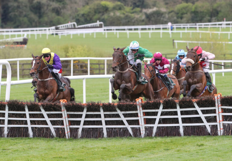 McNamara, Lee, Landers and Byrnes feature in the winners enclosure – Weekly Racing News