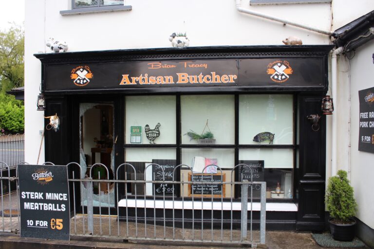 Limerick & Clare gardaí hunting gang after cash and stock robbed from businesses overnight